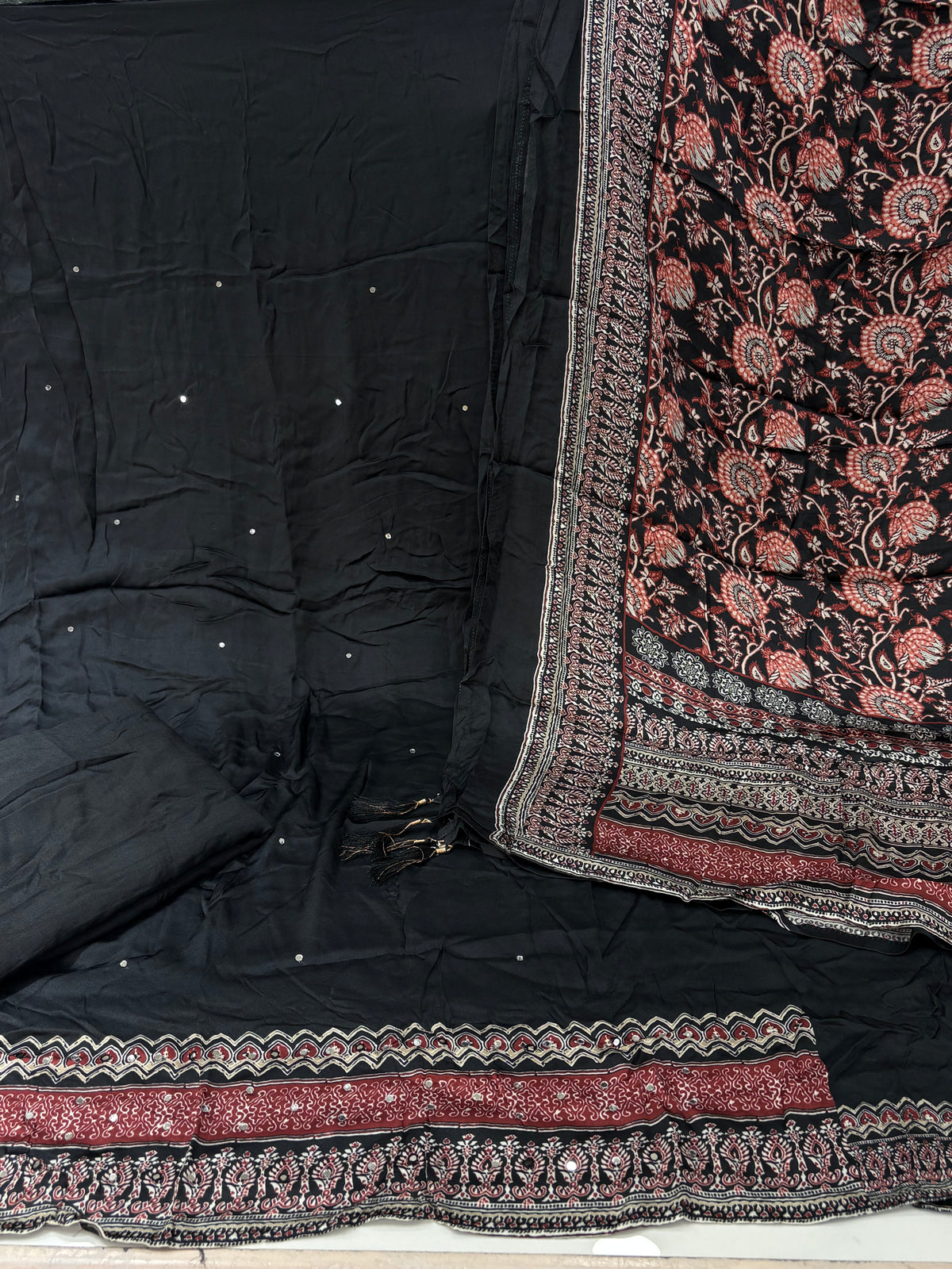 (CM015) AJRAKH PRINT GAJJI SILK BITS