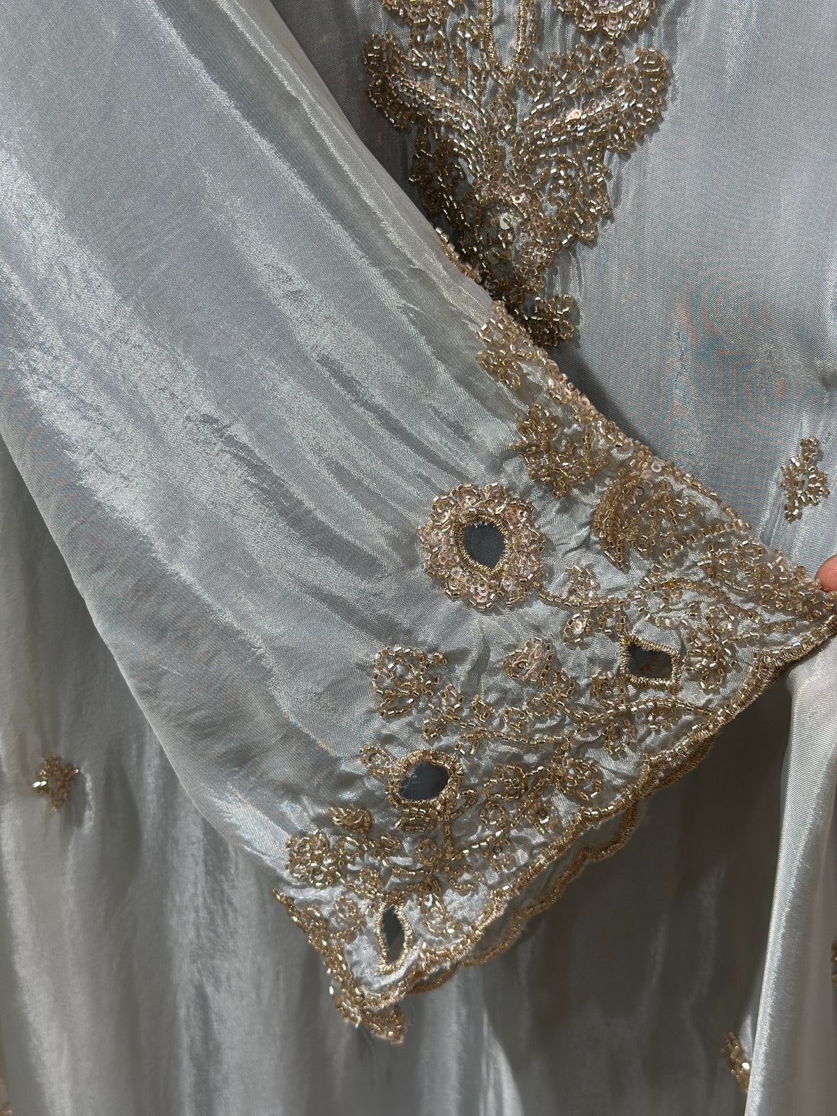 IW009(sharara suitset)