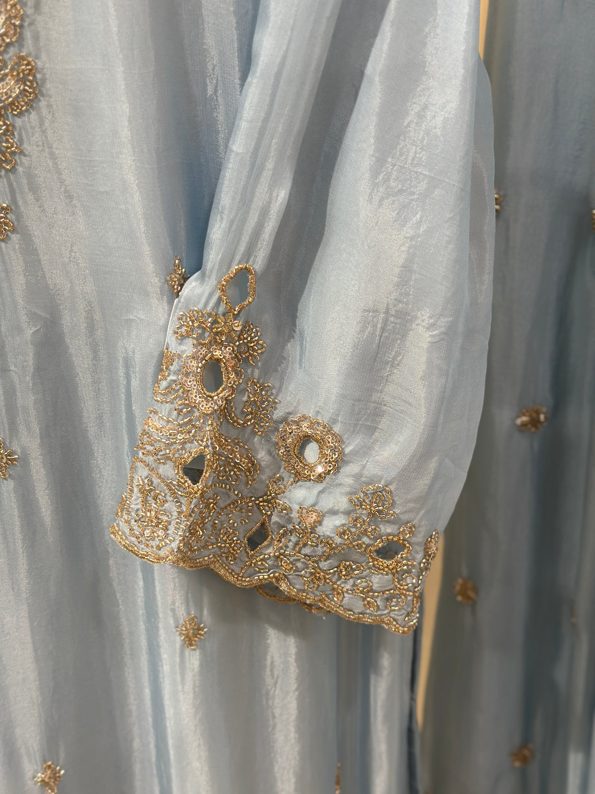 IW009(sharara suitset)