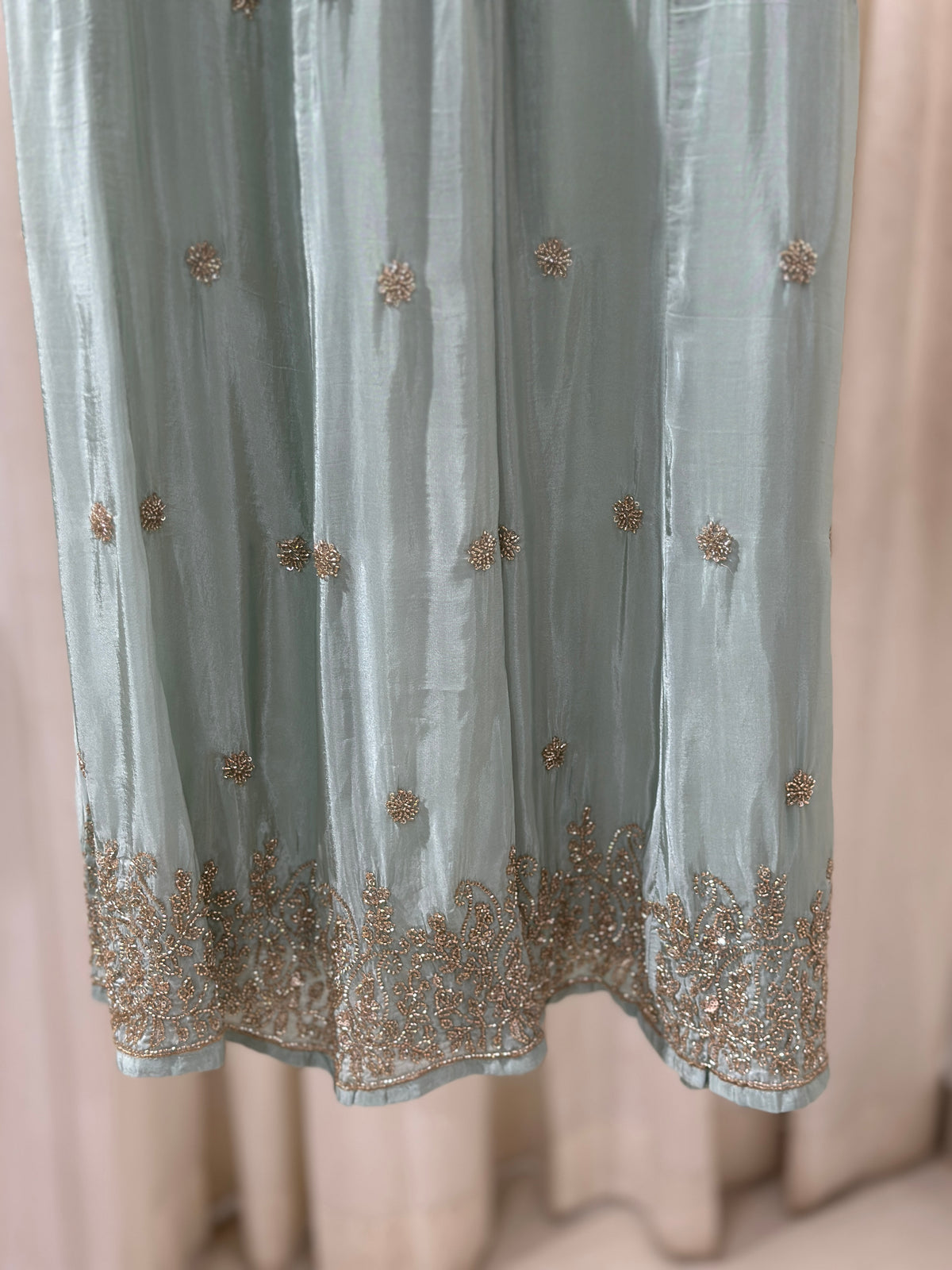 IW009(sharara suitset)