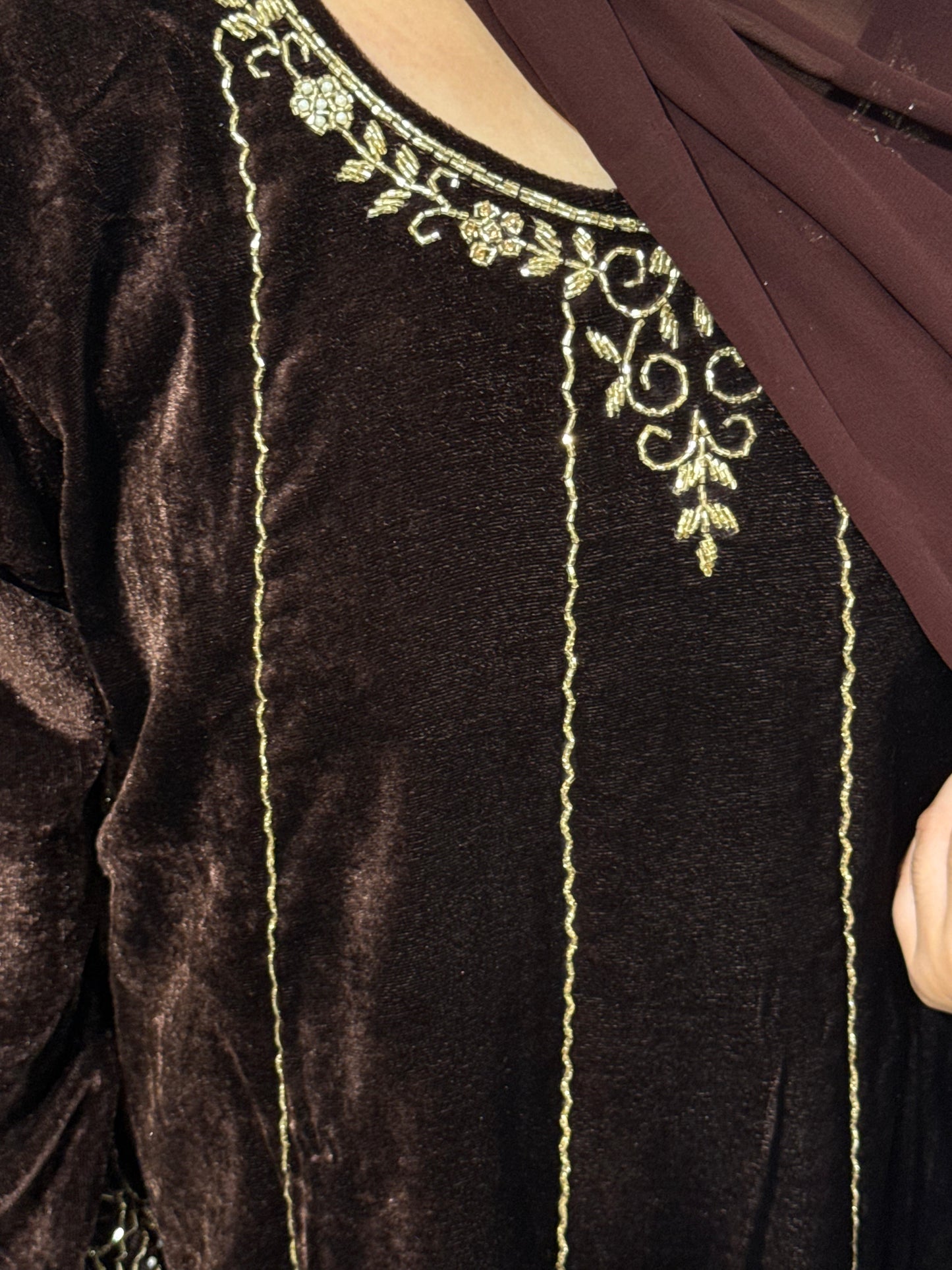(PGW046) HAND WORK VELVET SUITES