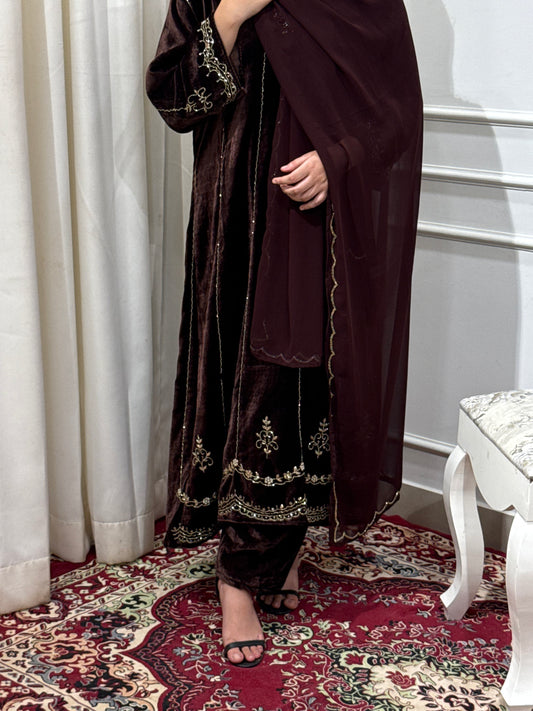 (PGW046) HAND WORK VELVET SUITES