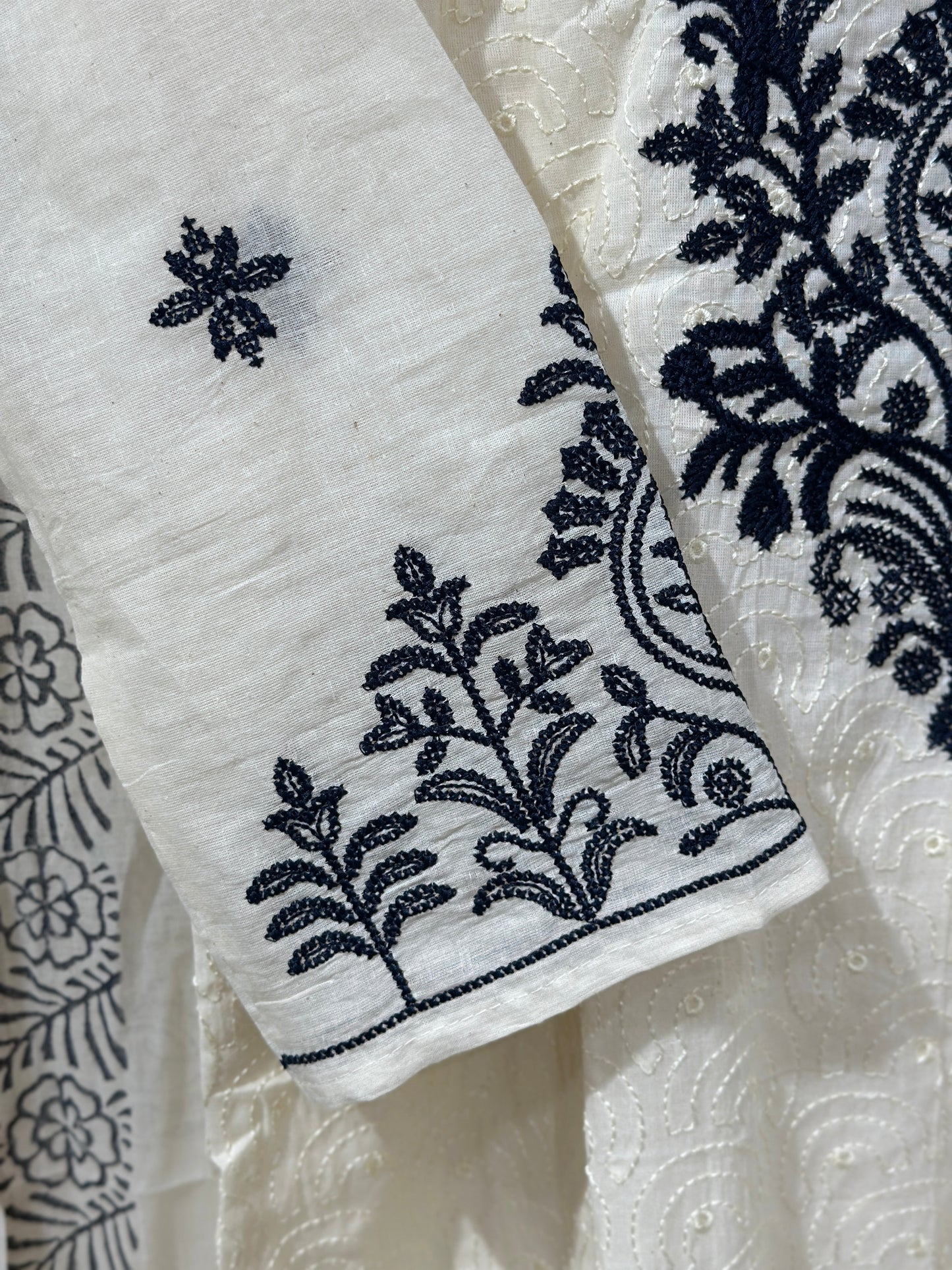 (CST028) HACCOBA COTTON SUITES