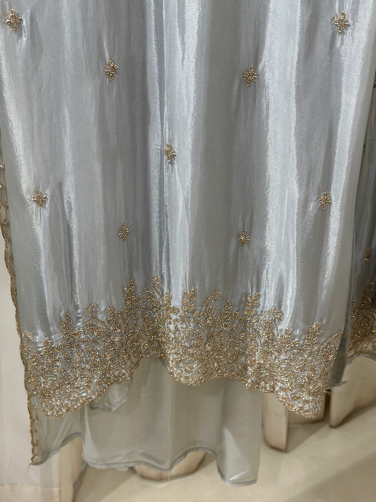 IW009(sharara suitset)
